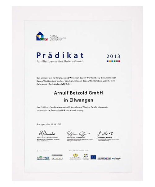 Prädikat – Familienbewusstes Unternehmen 2013 Urkunde Prädikat – Familienbewusstes Unternehmen 2013