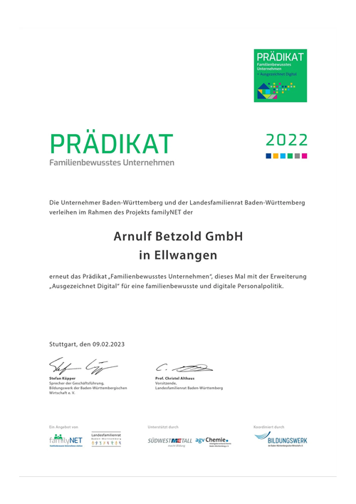 Prädikat familienbewusstes Unternehmen 2022 Urkunde Prädikat familienbewusstes Unternehmen 2022